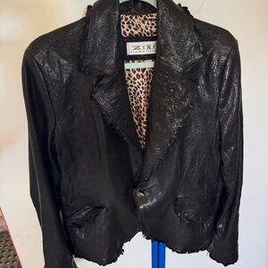 ZINI Women’s fashion leather jacket - size M (8-10)